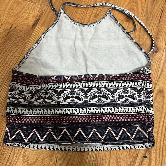 Urban Outfitters tribal patterned halter crop top - Picture 2 of 2